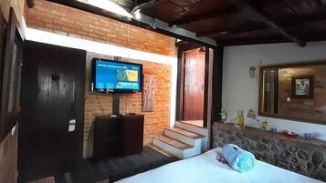 Deluxe Double Room | Blackout drapes, WiFi (free), individually furnished, bed sheets