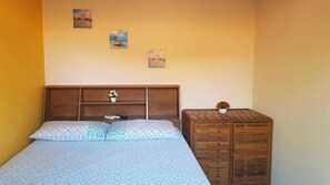 Estudi | Wifi gratuïta i roba de llit 