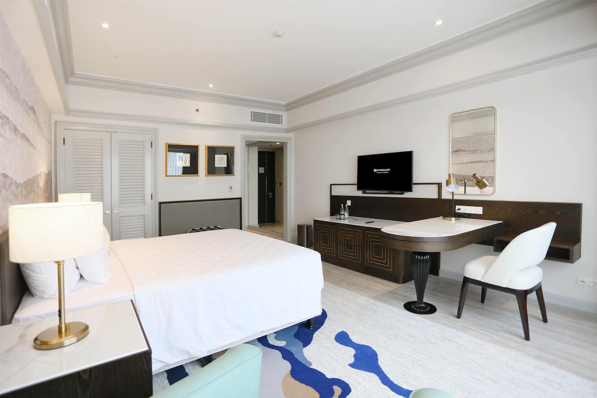 Grand-Zimmer, 1 King-Bett, Nichtraucher (Deluxe)