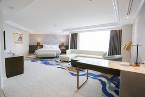Studio Suite, Non Smoking | Premium bedding, in-room safe, desk, free cribs/infant beds - Wyndham Casablanca Jakarta (Jakarta)