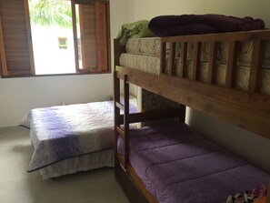 4 bedrooms, iron/ironing board, WiFi - EXCELLENT PROPERTY. DATES AVAILABLE 2019 (São Sebastião)