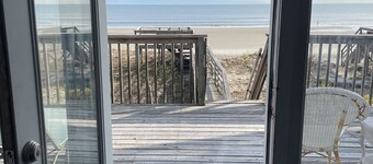 Beachfront charming house for all to enjoy