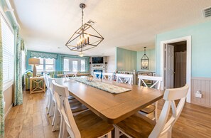 Dining - K1117 - Sunrise Views & Coastal Luxury – Community Pool, Hot Tub, PETS OK! Steps to the Sand! (South Nags Head)