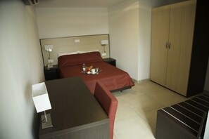 Minibar, in-room safe, desk, laptop workspace