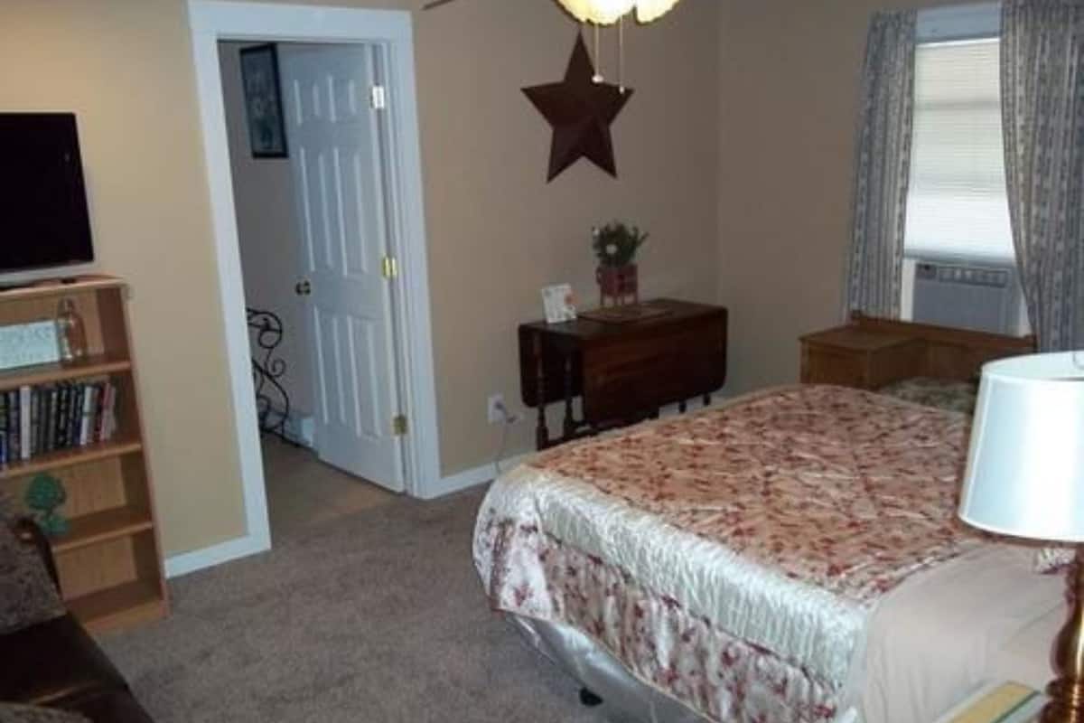 Double Room, Ensuite (The Vineyard) | Miscellaneous