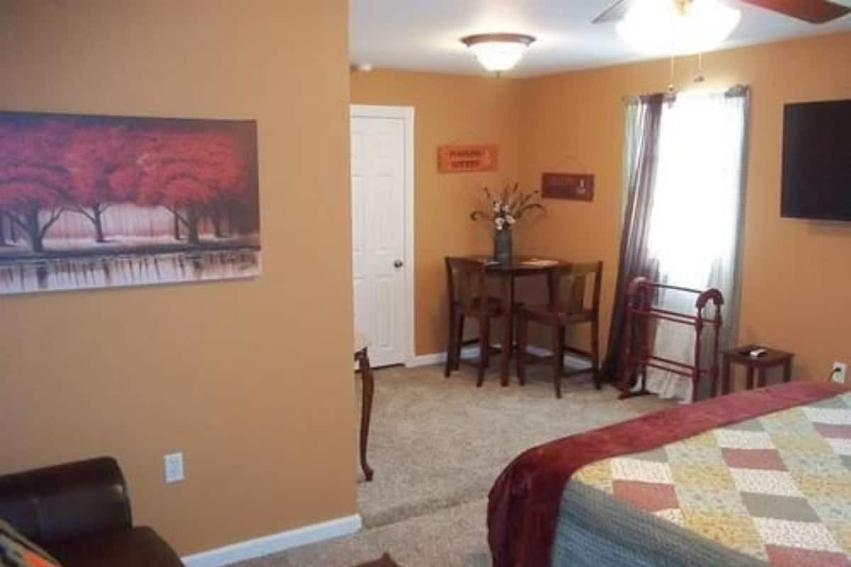 Superior Double Room, Ensuite (The Pumpkin Patch) | Miscellaneous