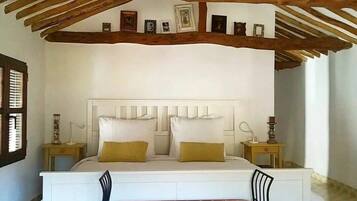 3 slaapkamers, reisbedje, gratis wifi, beddengoed