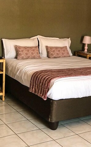 Desk, iron/ironing board, rollaway beds, free WiFi