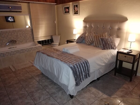 โต๊ะทำงาน, เตารีด/โต๊ะรีดผ้า, เตียงเสริม/เปล, Wi-Fi ฟรี