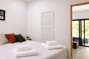 2 bedrooms, in-room safe, free WiFi, bed sheets - Tamarindo 2 BR, 2 BA (tamarindo)