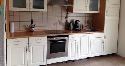 Kaunis talo Kölnissä, jopa 10 hengelle. Iso yksityinen puutarha.