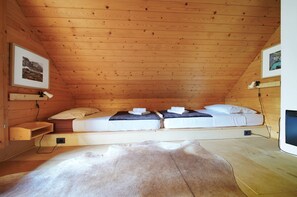 2 bedrooms, bed sheets - House in the Slovenian Alps for 5 persons (Trenta)