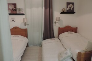 2 chambres, fer et planche Ă repasser, lit parapluie, Wi-Fi gratuit