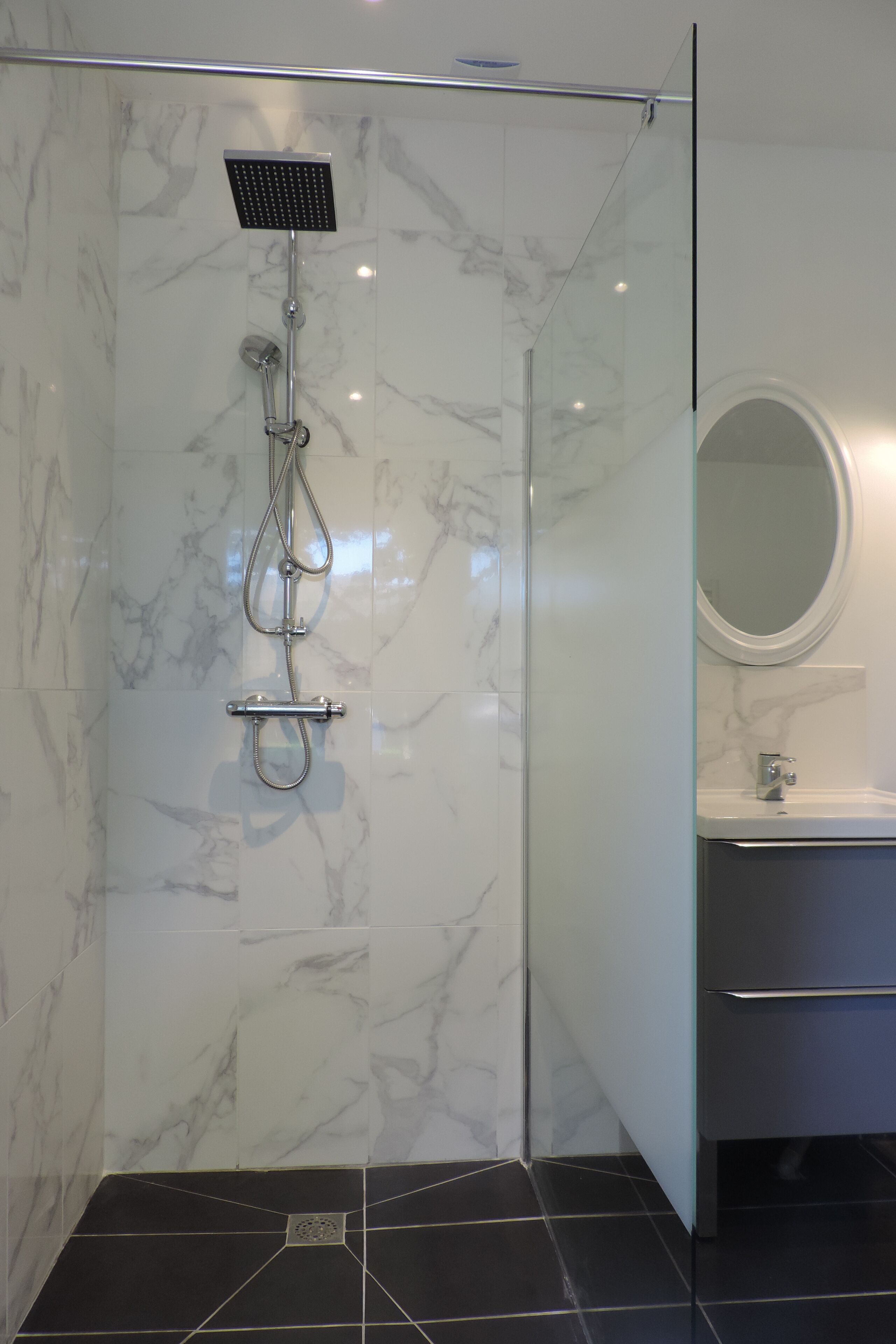 Dusche, Haartrockner