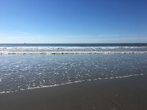 Beach nearby, sun loungers