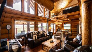 Smart TV, fireplace, DVD player