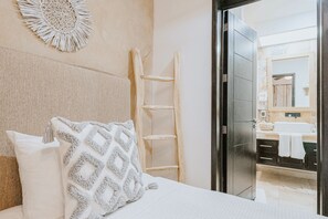 2 habitaciones, tabla de planchar con plancha, internet y ropa de cama 