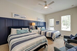 6 habitaciones, tabla de planchar con plancha, internet y ropa de cama