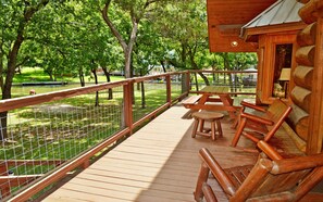 Outdoor dining - 2BR LBJ Cabin w/ Beach Access•Sleeps 8 (Burnet)