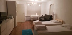 House, 2 Queen Beds, Non Smoking