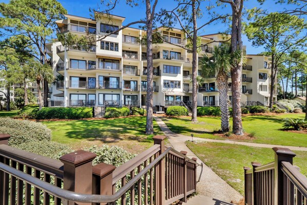 Exterior - Sunset Rentals | Beachside Tns 1869 (Hilton Head)