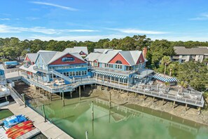 Exterior - Sunset Rentals | Beachside Tns 1869 (Hilton Head)