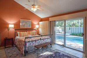6 bedrooms, iron/ironing board, Internet, bed sheets