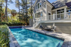 Beheizter Pool