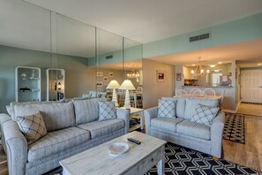 TV - Sunset Rentals | Captains Walk 416 (Hilton Head)