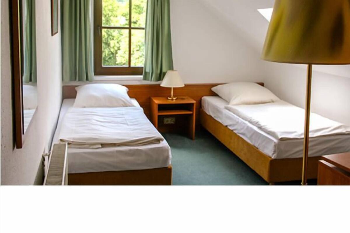 Double or Twin Room | Desk, soundproofing, WiFi (free), bed sheets