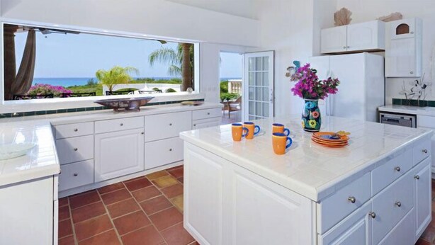 Private kitchen - Villa Mariposa (Les Terres Basses)