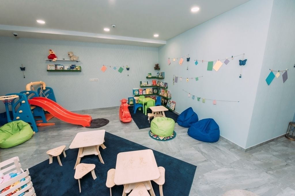 Área de juegos infantiles techada