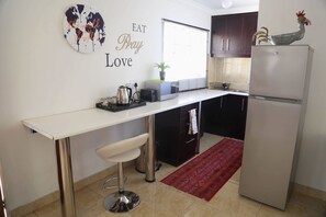 Cafetera/tetera, tetera/pava eléctrica