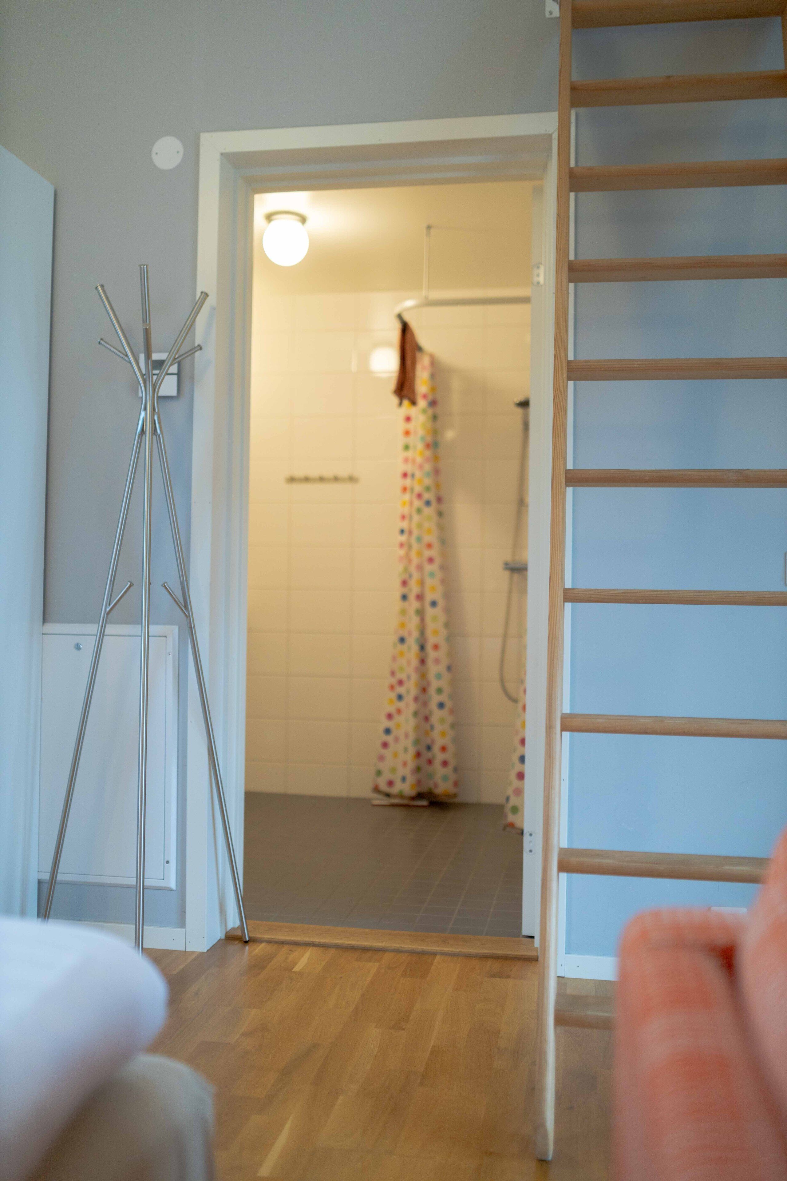 studio loft | bathroom | shower, hair dryer, towels