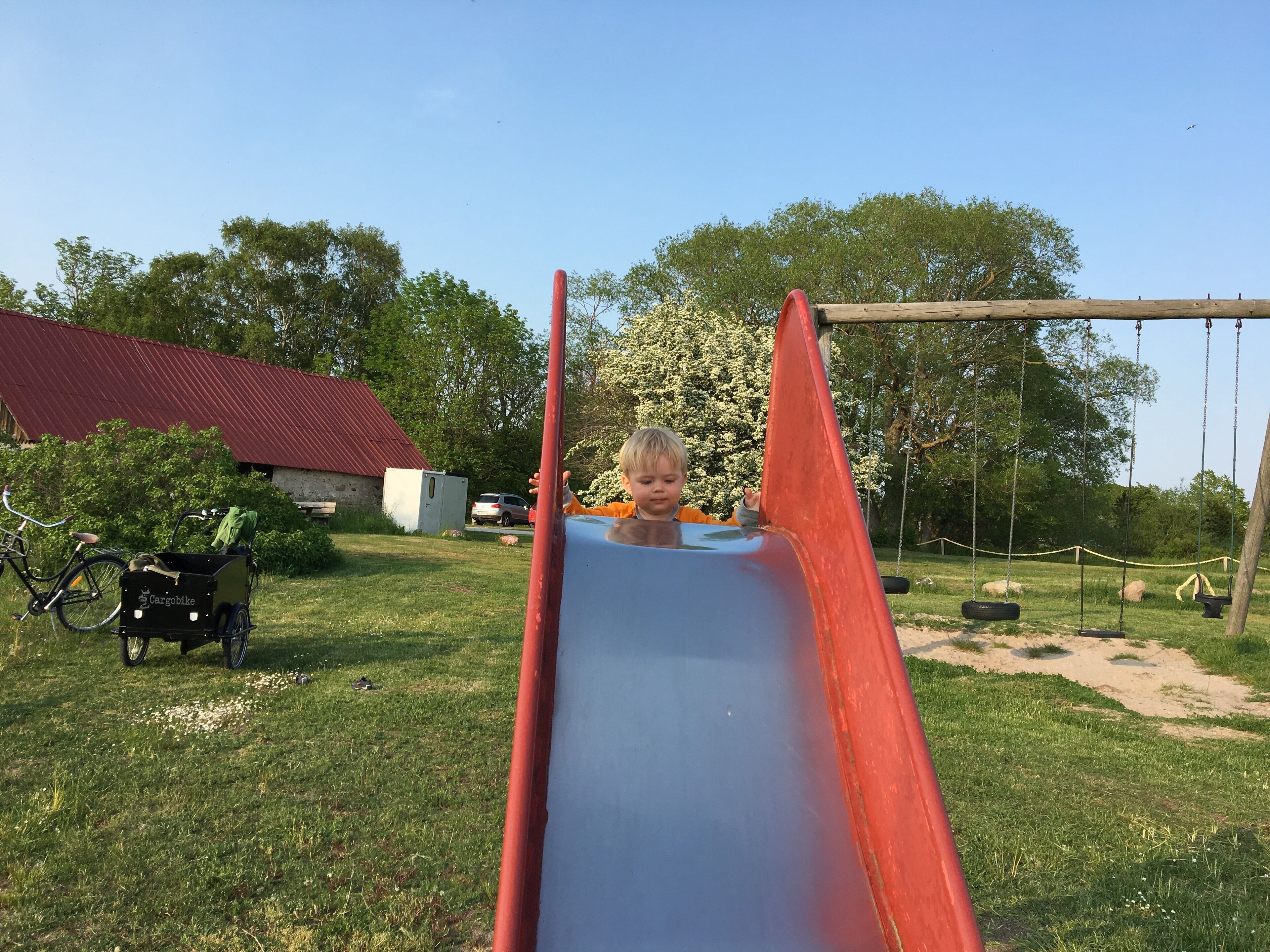 children’s play area – outdoor