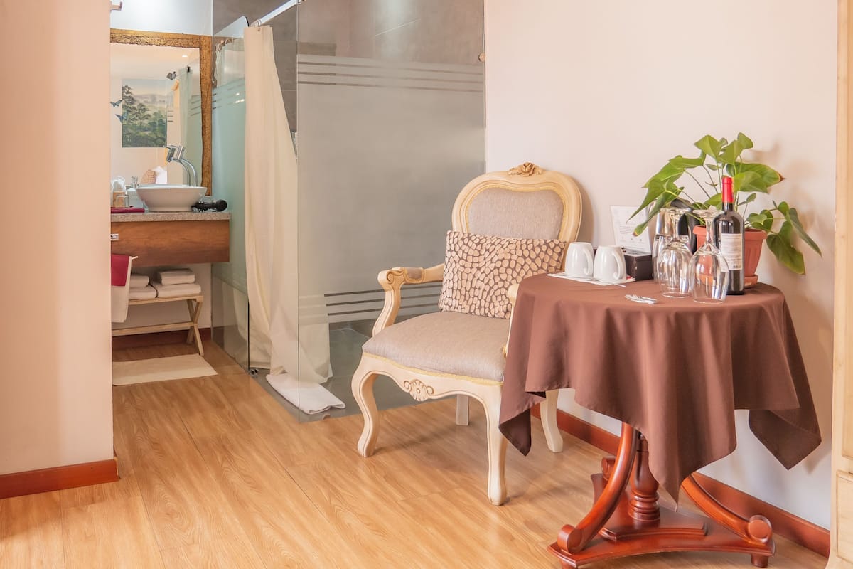 standard double room | 1 bedroom, premium bedding, down duvets, select comfort beds