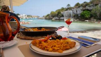 Servei de restauració a l'aire lliure
