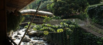 Hostería Río Escondido