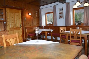 Restaurant - Haus Salvenmoser (Walchsee)
