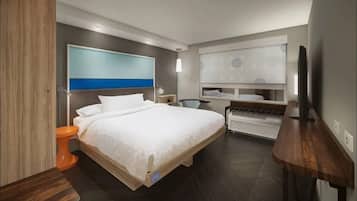 Premium bedding, in-room safe, desk, iron/ironing board