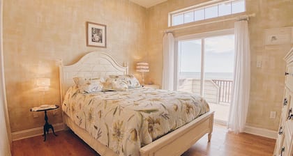 Panoramic Ocean Views, 2 Large Decks, and Direct Beach Access!