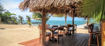Villa Rising Sun Beachfront with Private Beach Bar & Dock
