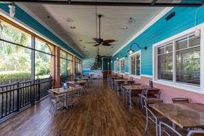 Dining - Platinum rated 2BR ground floor next to pool big screen TVs, Huge patio, wifi (Davenport)