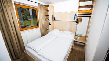 2 chambres, coffres-forts dans les chambres, lit parapluie, Wi-Fi