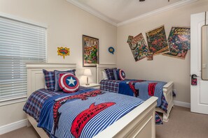 5 slaapkamers, een strijkplank/strijkijzer, internet, beddengoed