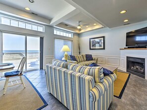 TV, fireplace, DVD player, books - Direct Beach Access and Expansive Atlantic Ocean Views! (North Wildwood)