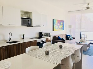 Fridge, microwave, oven, stovetop