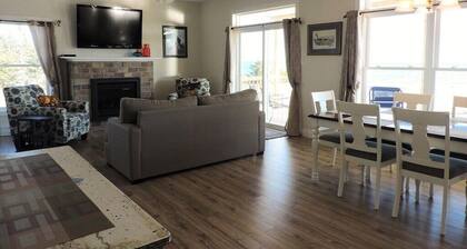 SeaStar Ocean Front Condo