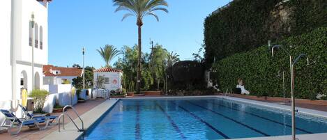 Outdoor pool, a heated pool