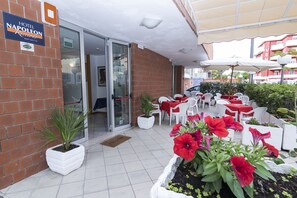Property entrance - Hotel Napoleon (Riccione)